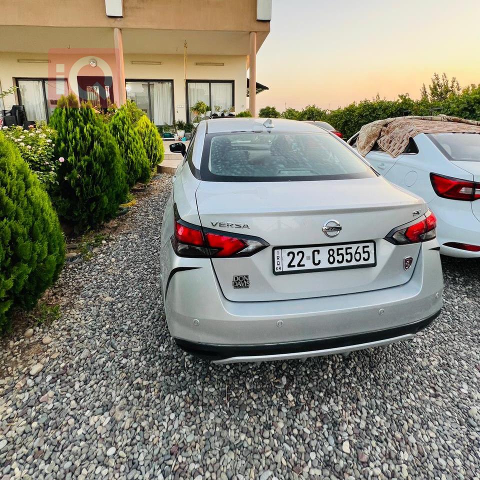 نیسان ڤێرسا